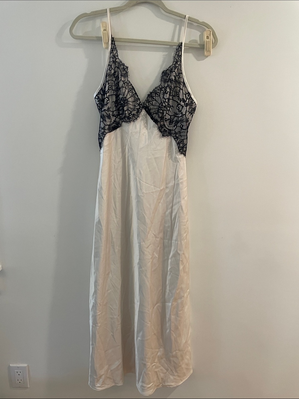 Cream with Black Lace Trim